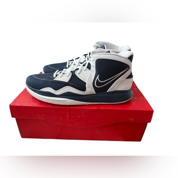 NIB Nike Kyrie Men’s Infinity TB Basketball Shoes in Midnight Navy in size 12 main image 8